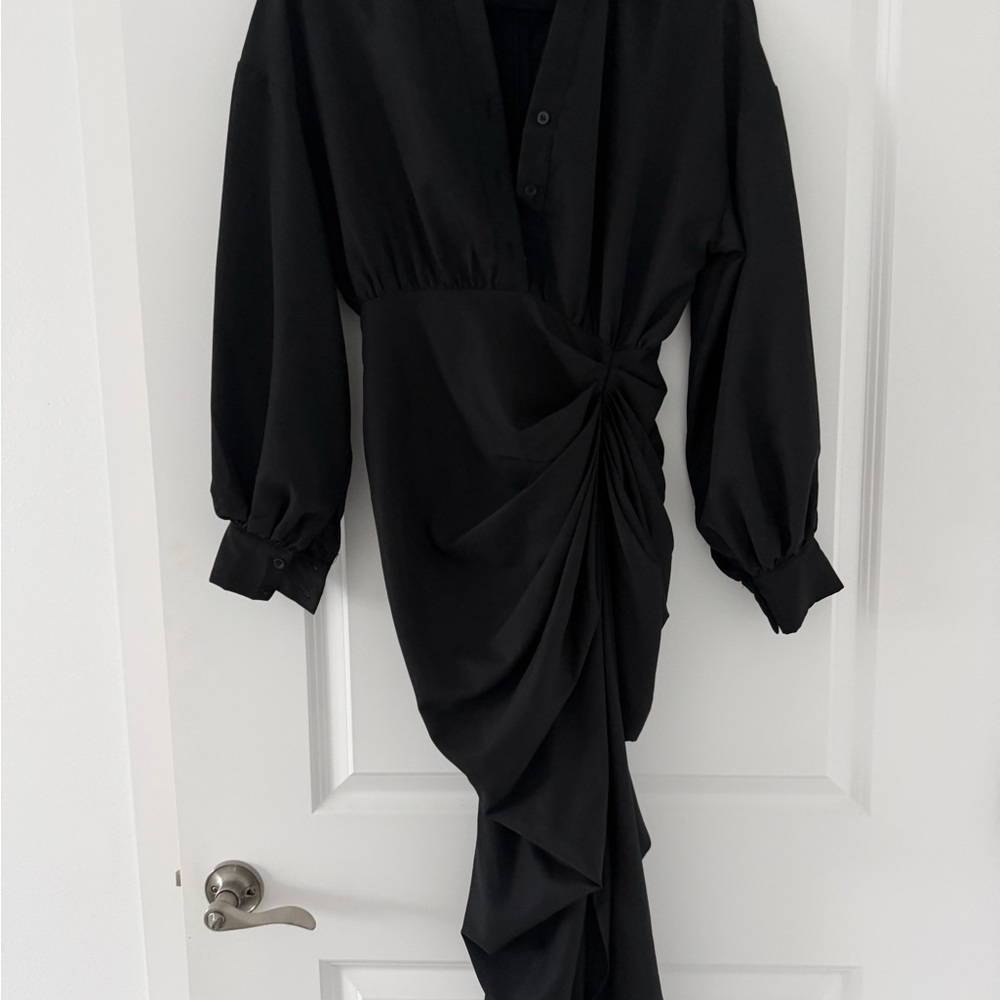 PrettyLittleThing Black Long Sleeve Ruched Dress